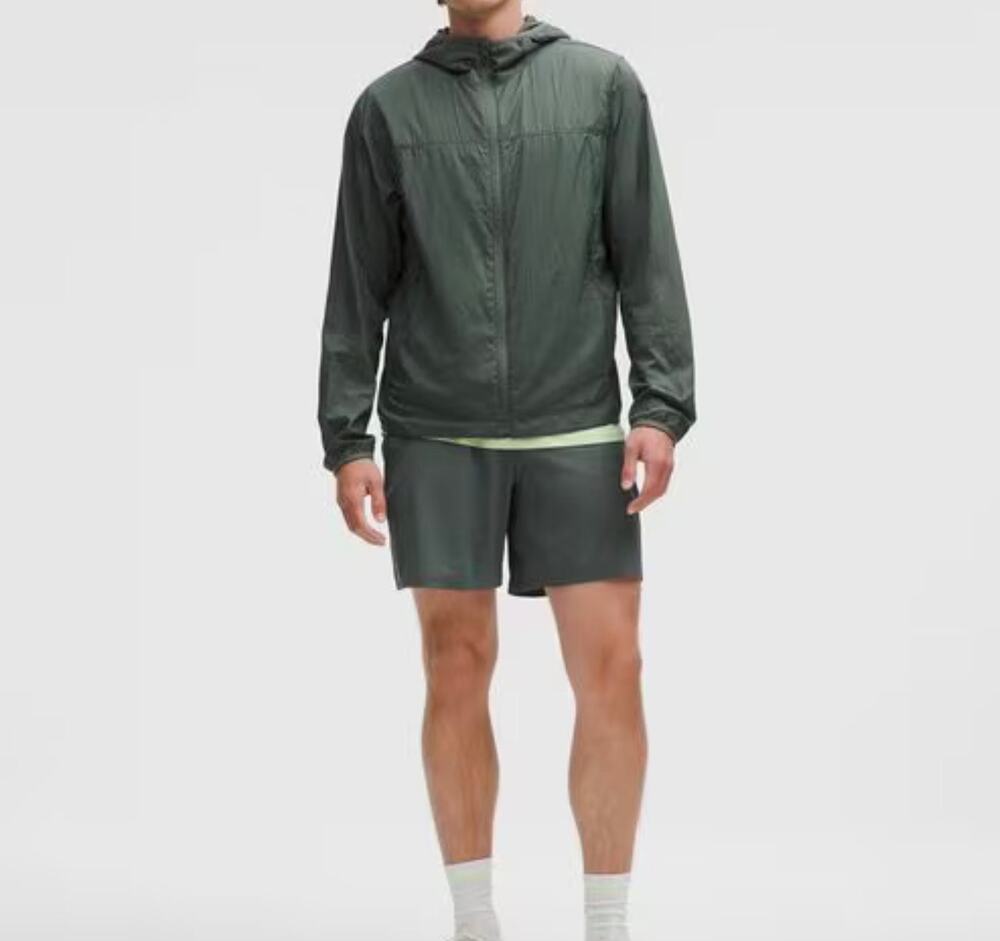 Lululemon men’s pace breaker shorts 6’’ green medium
